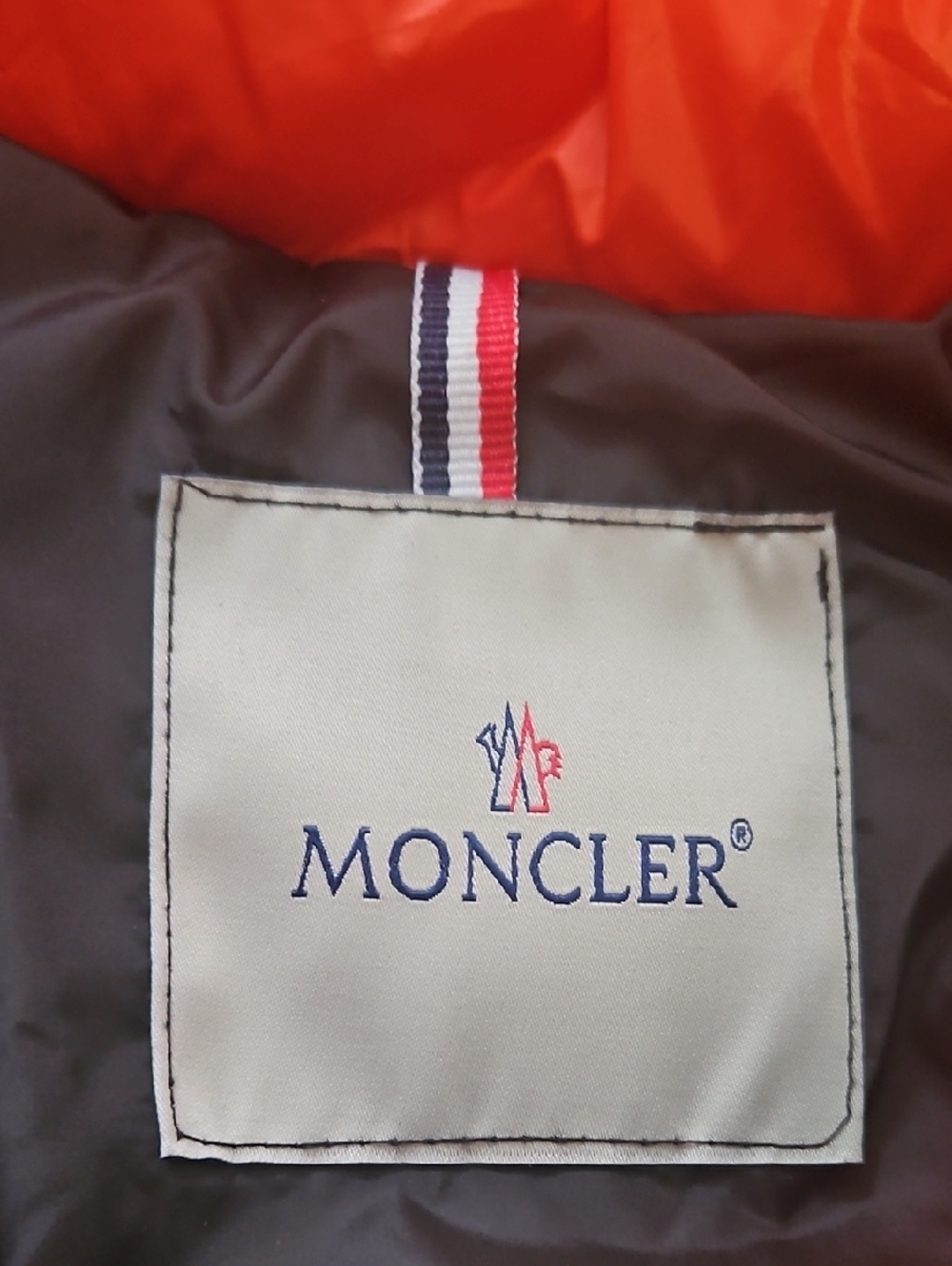 Moncler Bright Puffer Jacket Size Adult M - Made In Armenia - Picture 3 of 8
